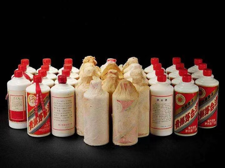 鄞州老酒回收上门哪里回收(附近上门回收茅台酒）?